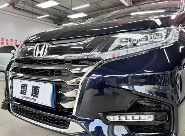 Honda Odyssey 2.0L Sharp*Exclusive Edition
