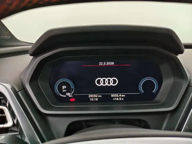 Audi Audi Q5 e-tron 50 e-tron quattro edition one Art Creation Collector's Edition
