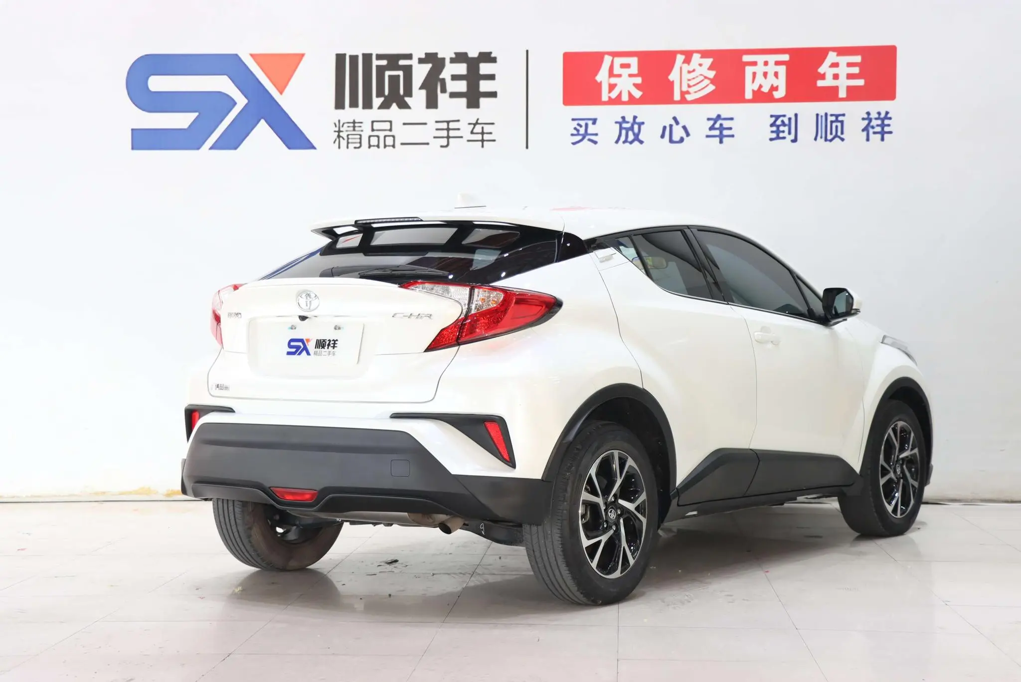TOYOTA Toyota C-HR 2.0L Leading version
