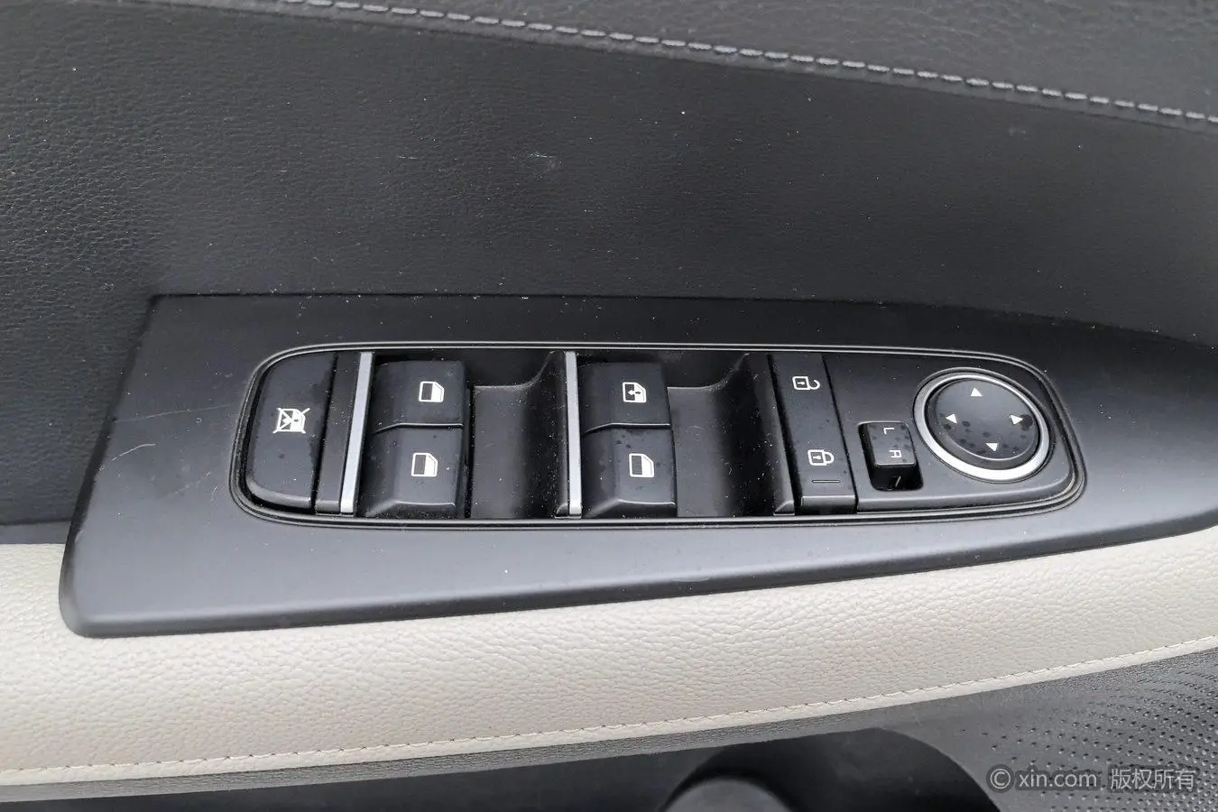 Kia Kia K3 1.5L IVT Deluxe Edition