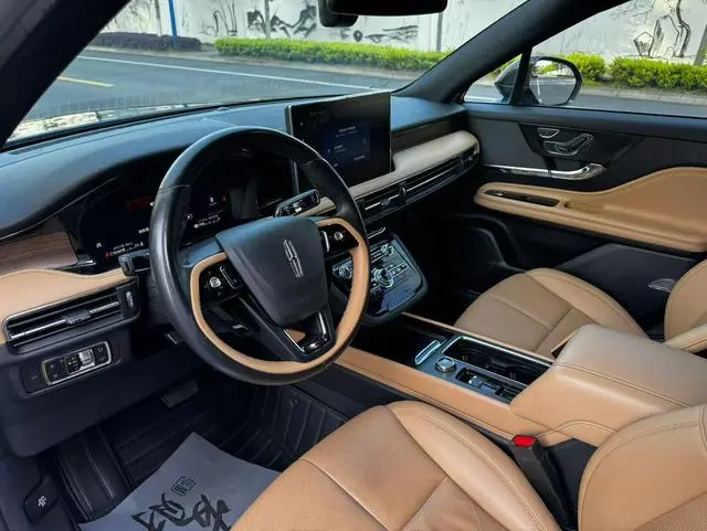 Lincoln Adventurer 2.0T two-wheel drive Zunya edition