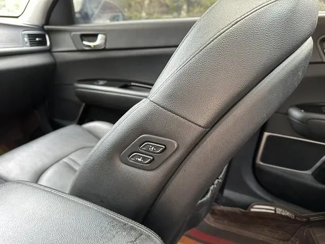 Kia Kia K5 2.0T automatic PRM