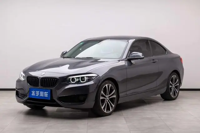 BMW BMW 2 Series (imported) 225i sports design suit
