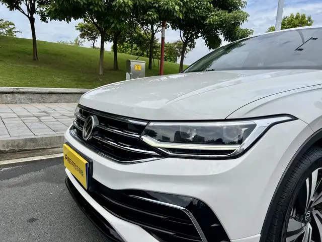Volkswagen Tiguan X 330TSI Premium Edition