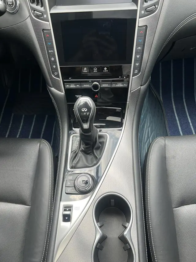 Infiniti Infiniti Q50L 2.0T Premium Version Country VI