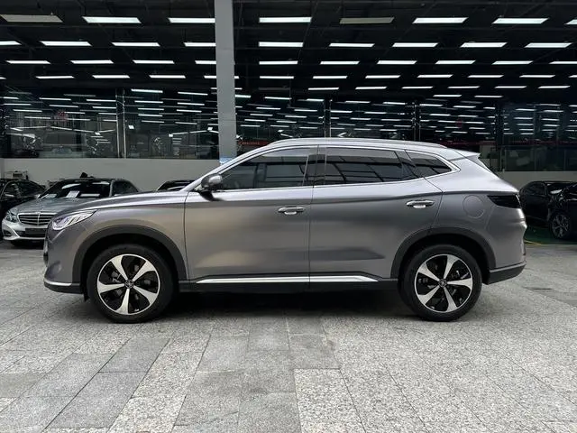 BYD Song PLUS DM DM-i 110KM two-wheel drive flagship PLUS