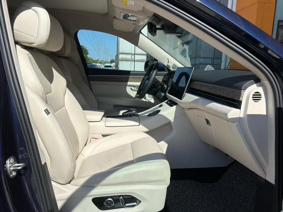 AITO Ask the world M5 Extended range Four-wheel drive Ultimate Edition