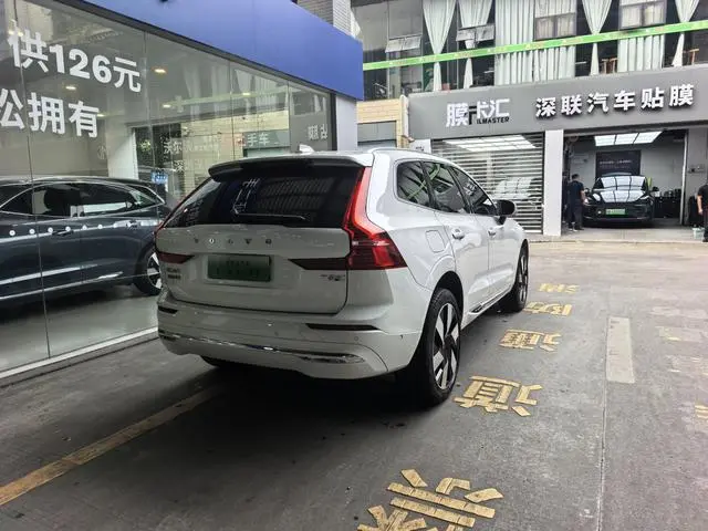 Volvo Volvo XC60 PHEV T8 four-wheel drive long battery life Zhiya Deluxe Edition