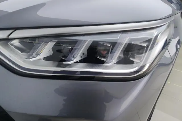 BYD Song PLUS DM DM-i 100KM four-wheel drive flagship PLUS