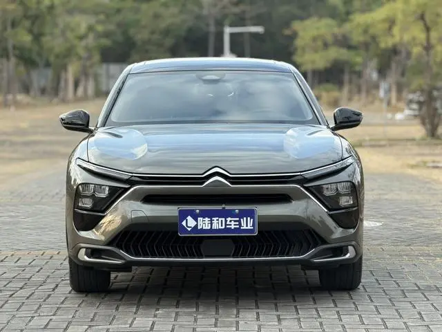 Citroen Versailles C5 X 1.6T Enjoy extraordinary