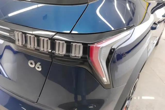 LYNK & CO Lynk 06 1.5T Yao Halo