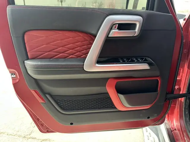 Beijing Beijing off-road BJ40 2.0D automatic four-wheel drive Blade Hero Glory Edition