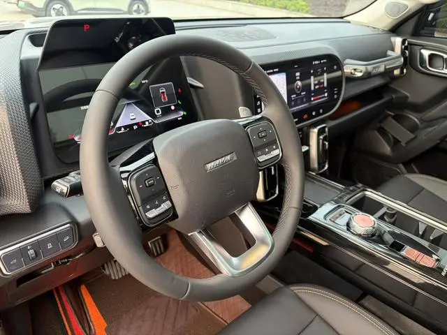 Haval Haval Big Dog 1.5T two-wheel drive horse and dog version