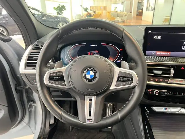 BMW BMW X4 M40i