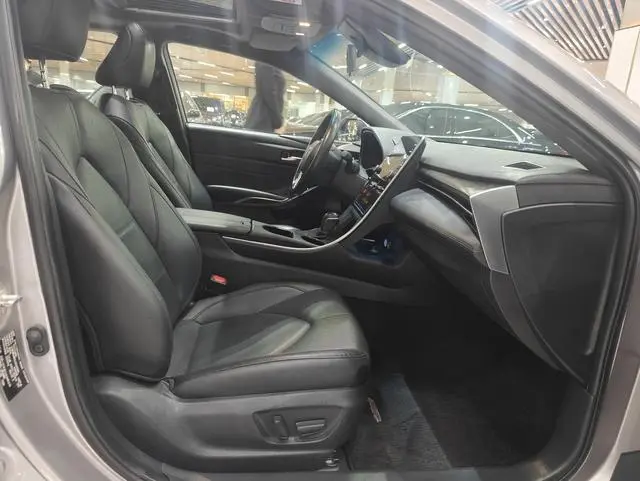 TOYOTA Asian dragon 2.0L Deluxe Edition Country VI