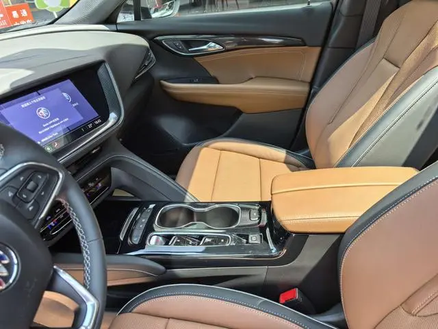 Buick Angkewei S 652T two-wheel drive limited S sports edition