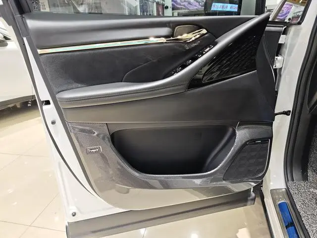 GAC Trumpchi E9 PHEV 2.0TM Master