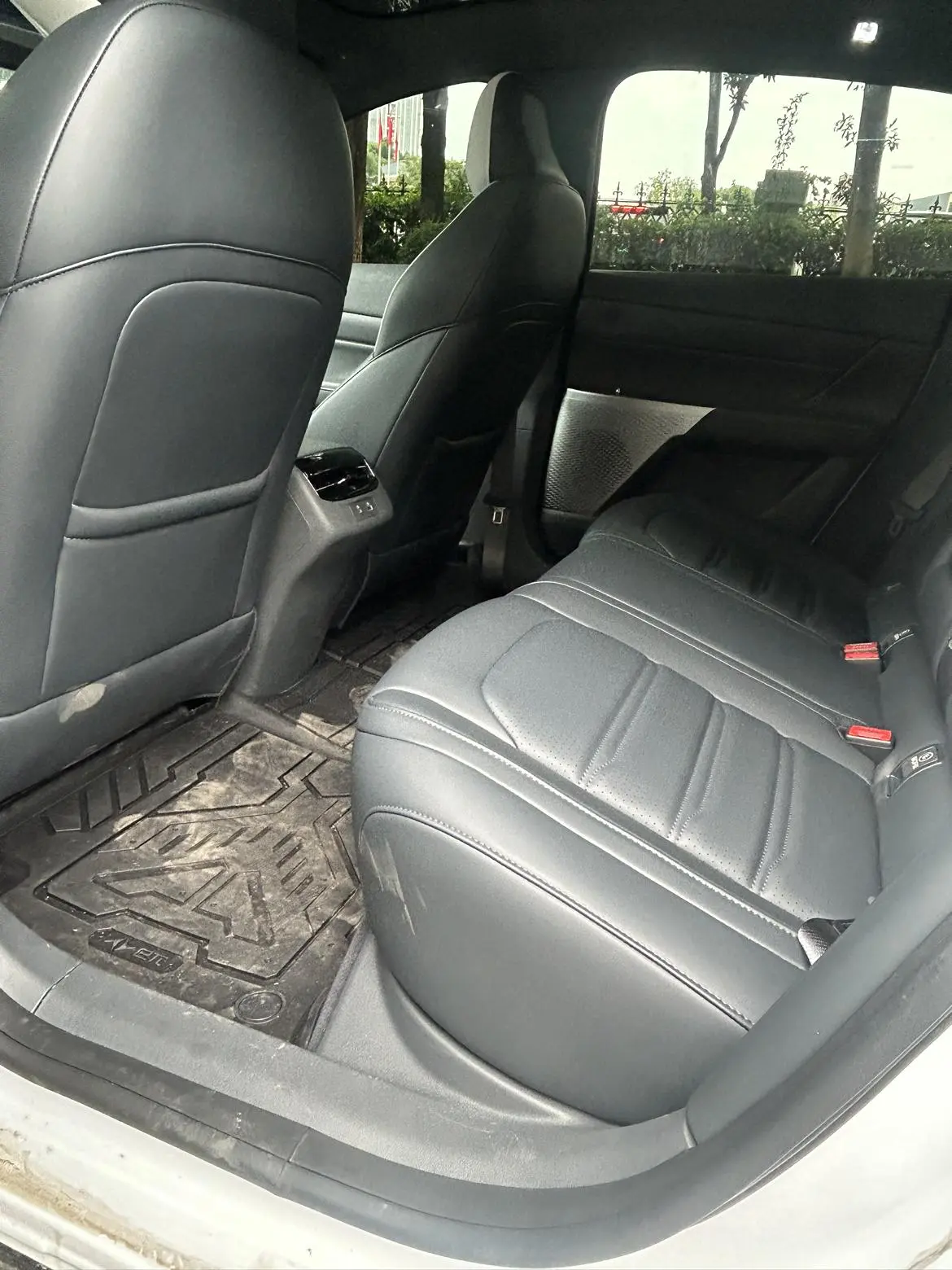 Dongfeng eπ eπ007 Extended range 200 Ruyi Edition