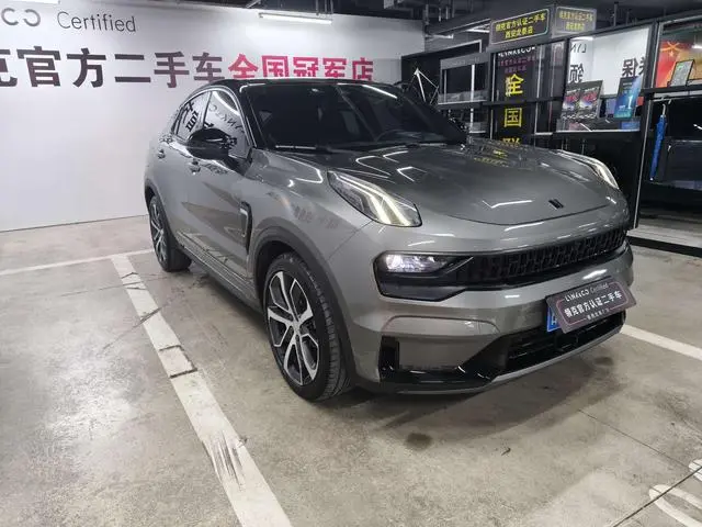 LYNK & CO Lynk 05 2.0TD four-wheel drive Halo