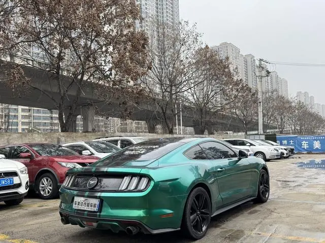 Ford Mustang 2.3T Performance Version