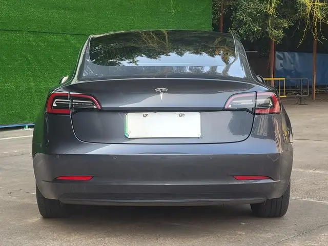 Tesla Model 3 Facelift standard battery life rear drive upgraded version