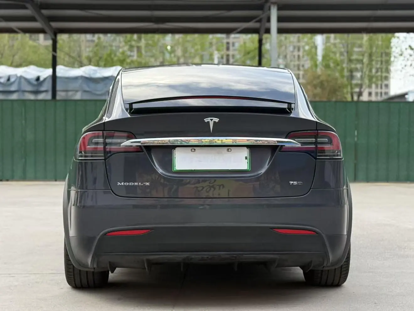 Tesla Model X 75D