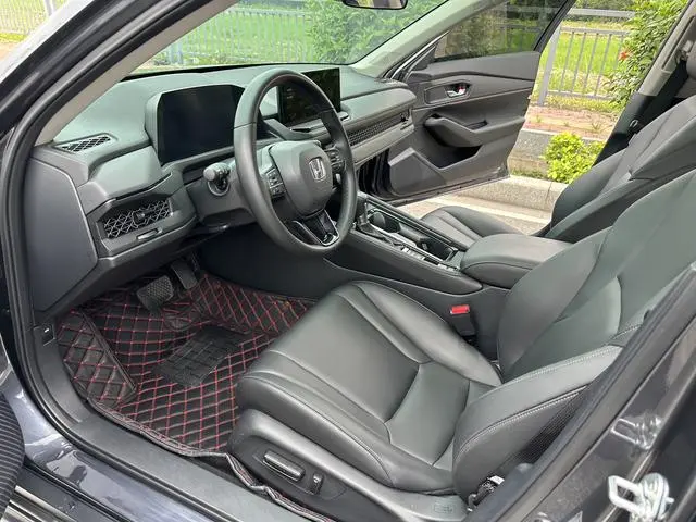 Honda Accord Rui*T Dynamic 260TURBO Smart Edition