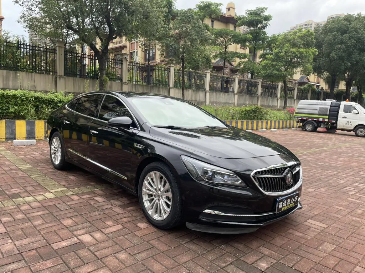 Buick Lacrosse 28T luxury