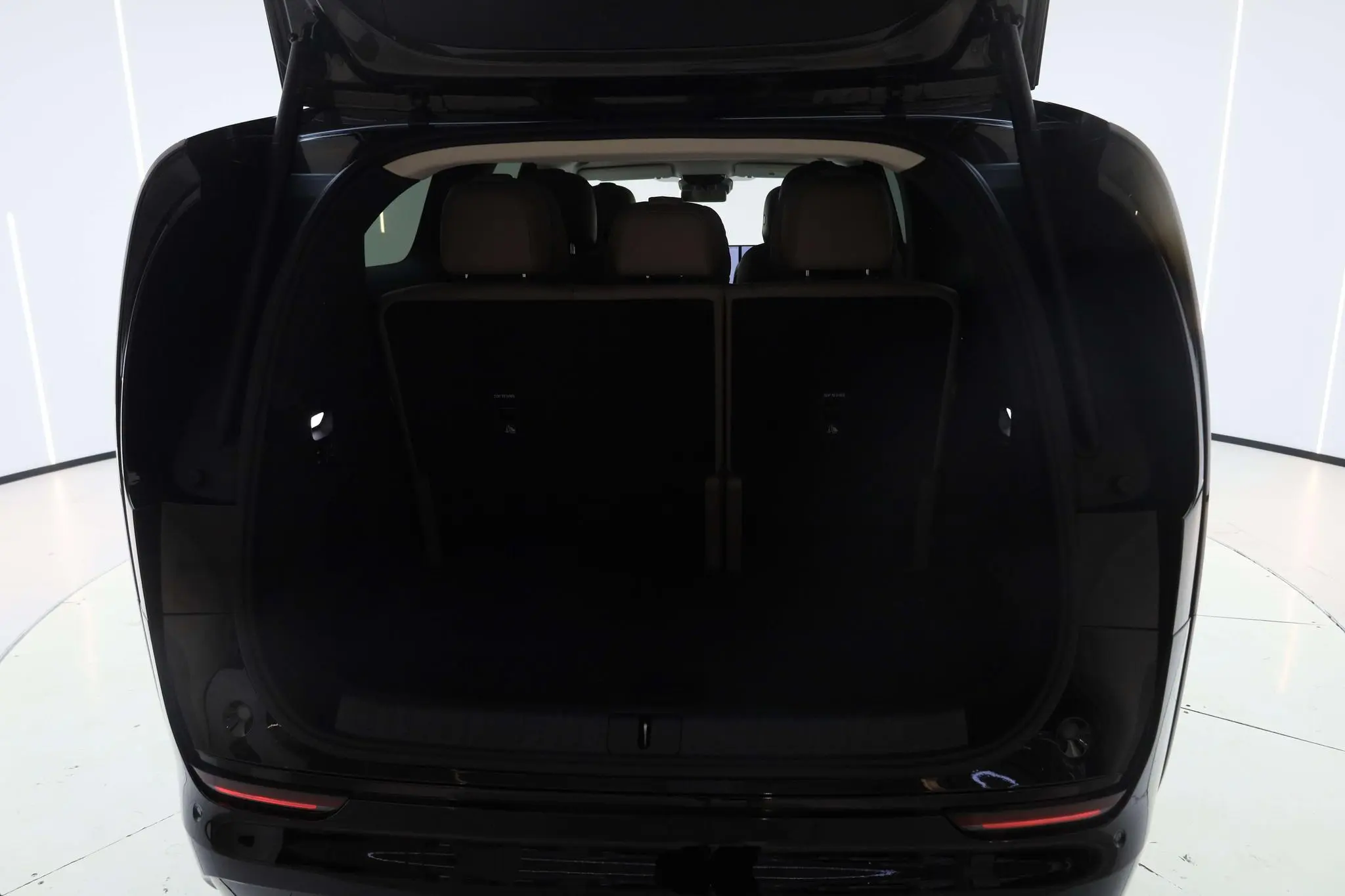 Li Auto Ideal MEGA Ultra Smart new version