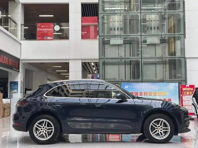 Porsche Macan Macan 2.0T