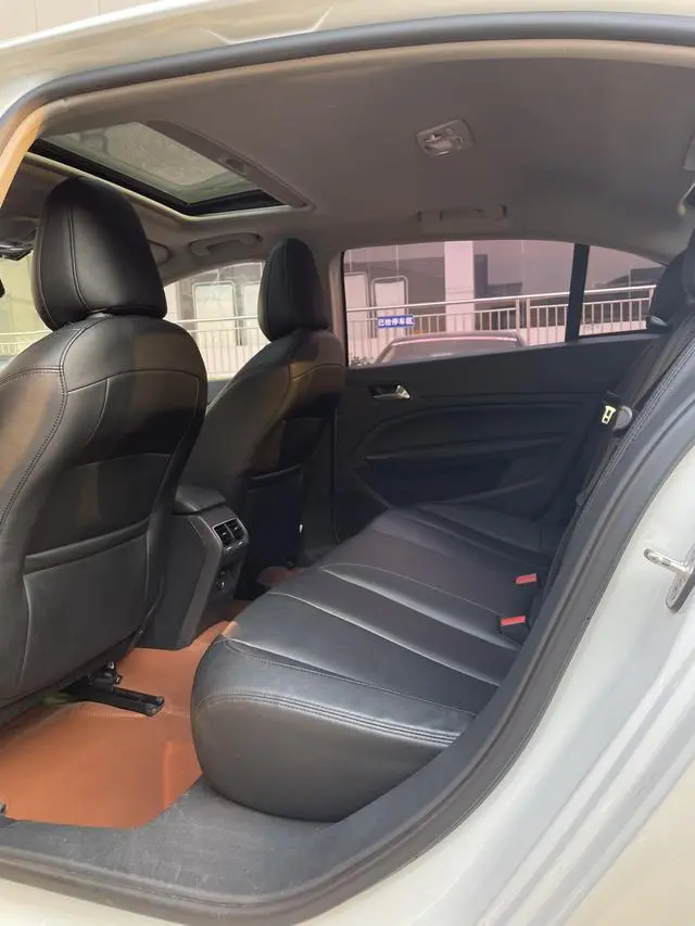 Peugeot Peugeot 408 1.6T Automatic Deluxe Edition