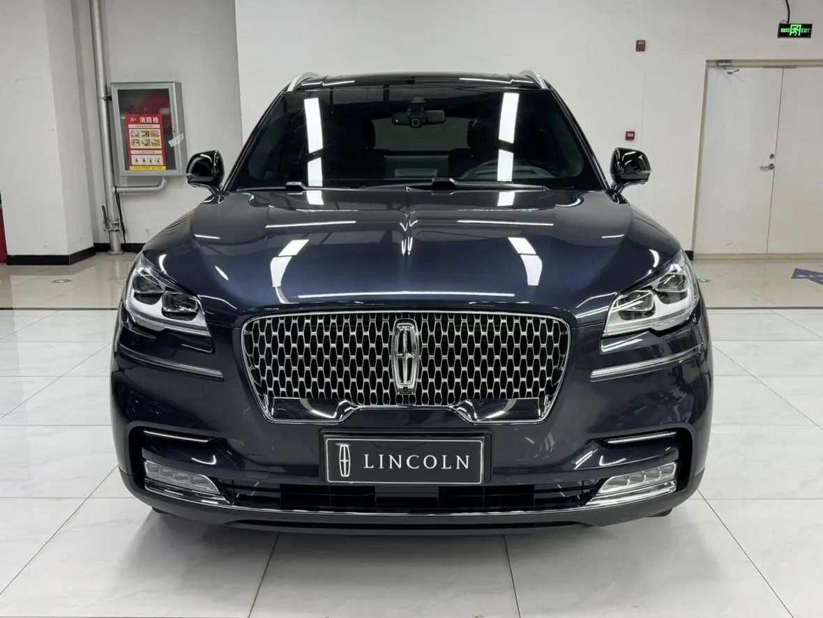 Lincoln Flying home 3.0T V6 four-wheel drive Executive Edition