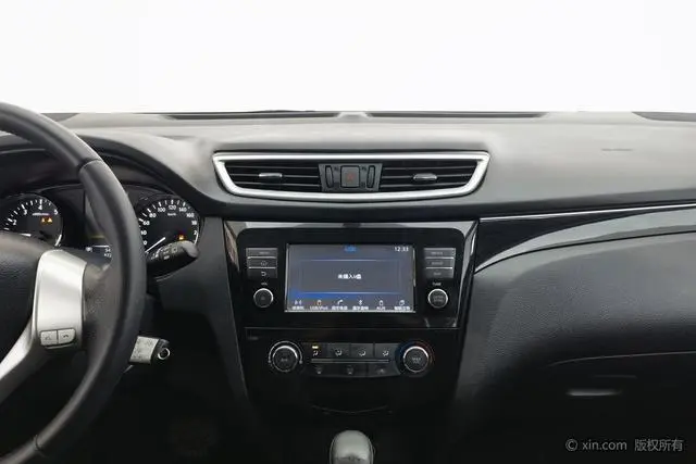 Nissan Qashqai 2.0L CVT Smart Enjoy Edition Country V