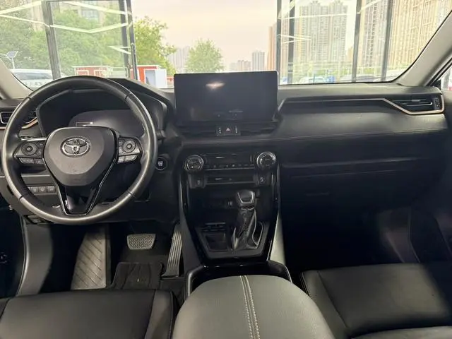 TOYOTA Wilanda 2.0L two-wheel drive luxury PLUS edition