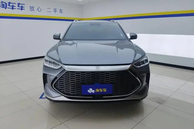 BYD Song PLUS DM DM-i 100KM four-wheel drive flagship PLUS