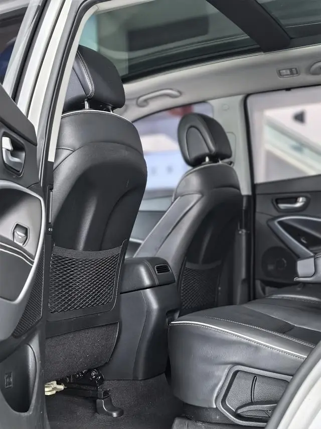 Hyundai Shengda 2.0T automatic four-wheel drive intelligent 7-seater