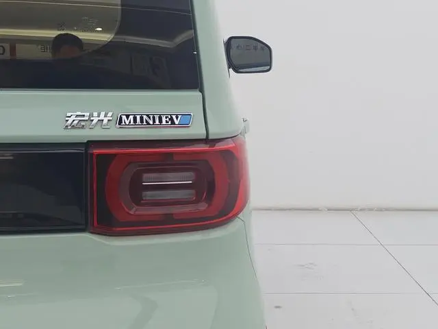 Wuling Wuling Hongguang MINIEV Macaron Premium Lithium Iron Phosphate