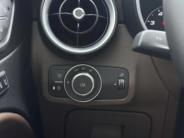 Alfa Romeo Stelvio 2.0T 200HP Elite Edition