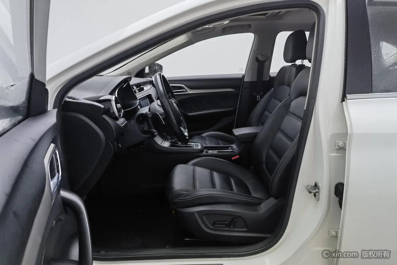MG MG6 20T automatic luxury Intelligent version