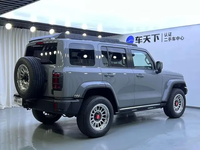 Tank Tank 300 City version 2.0T is very stylish