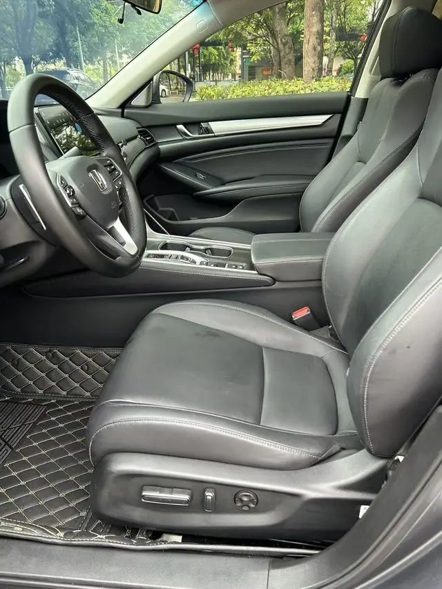 Honda Accord Sharp*Hybrid 2.0L Sharp Collar Version