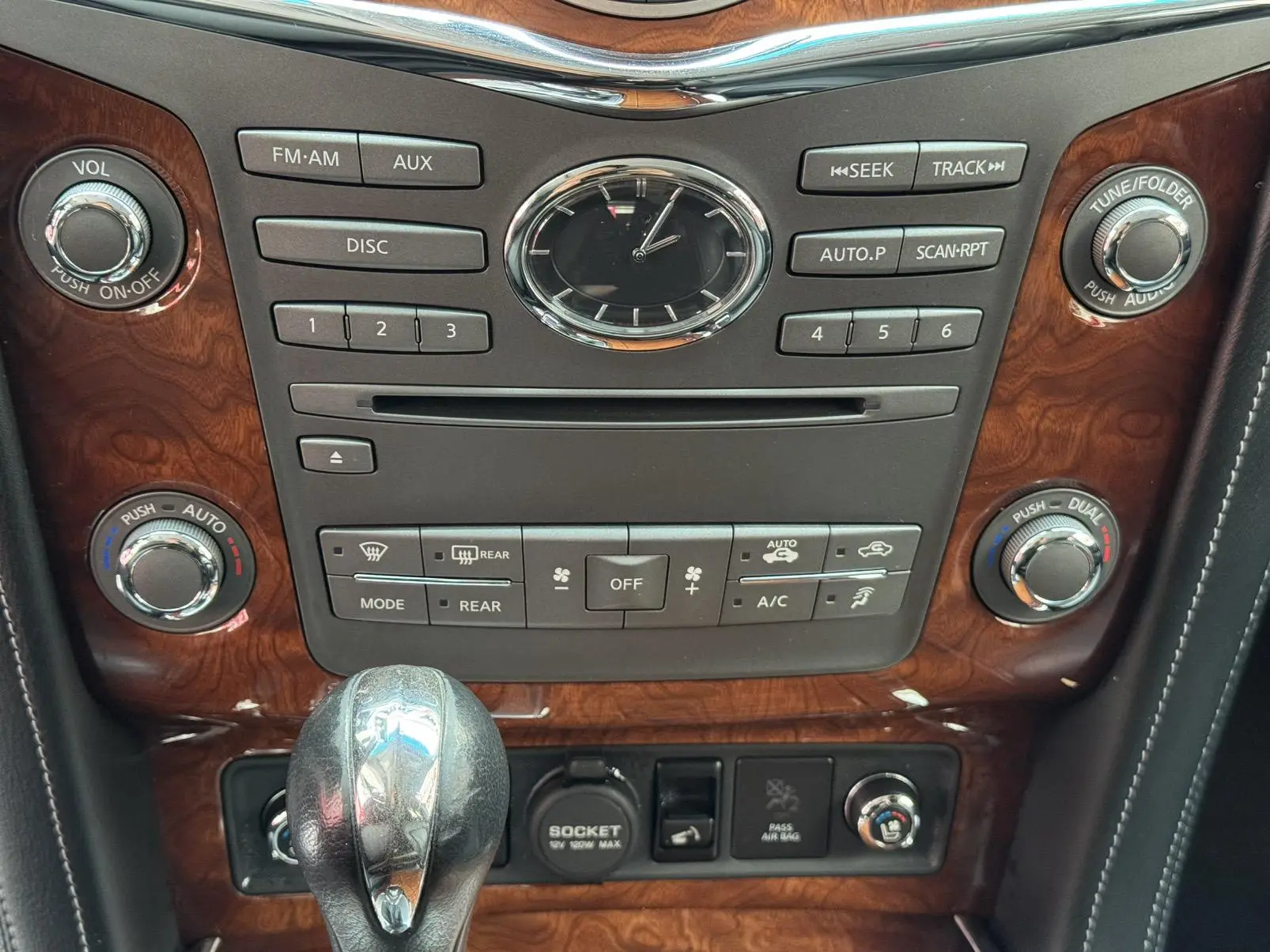 Infiniti Infiniti QX80 5.6L 4WD