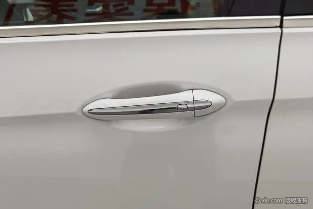 Buick Regal 20T Elite Country VI