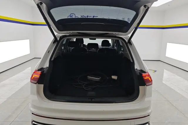 Volkswagen Tiguan L PHEV 430PHEV plug-in hybrid Ultimate Edition
