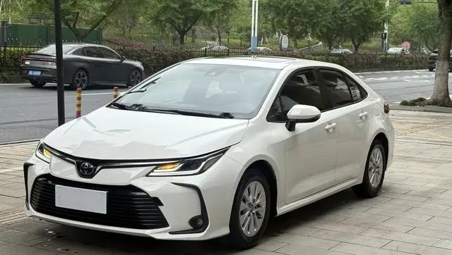 TOYOTA Corolla 1.5L CVT Elite Edition