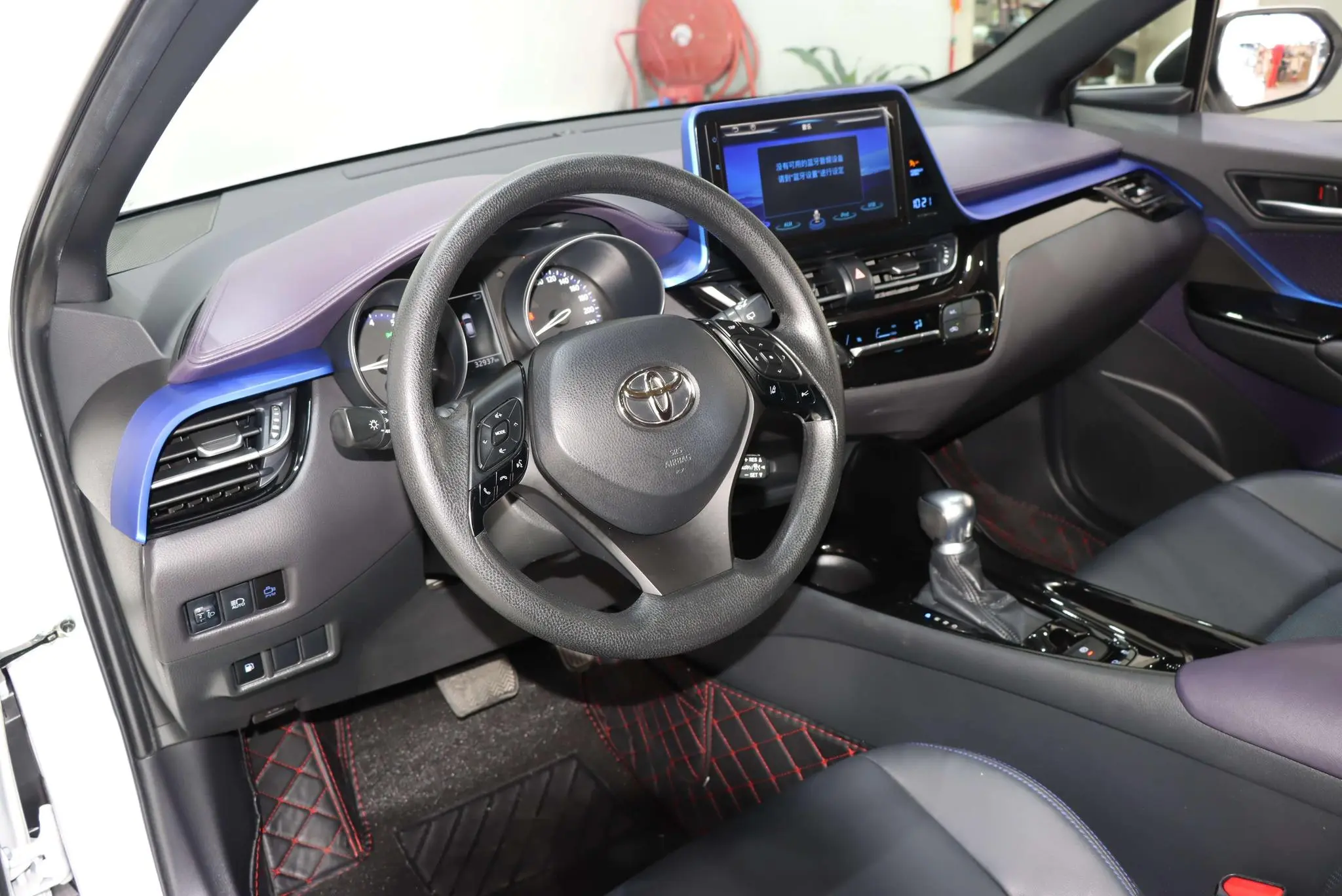 TOYOTA Toyota C-HR 2.0L Leading version