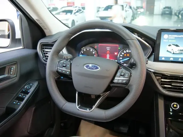 Ford Ruiji EcoBoost 245 two-wheel drive Yaoxiang model