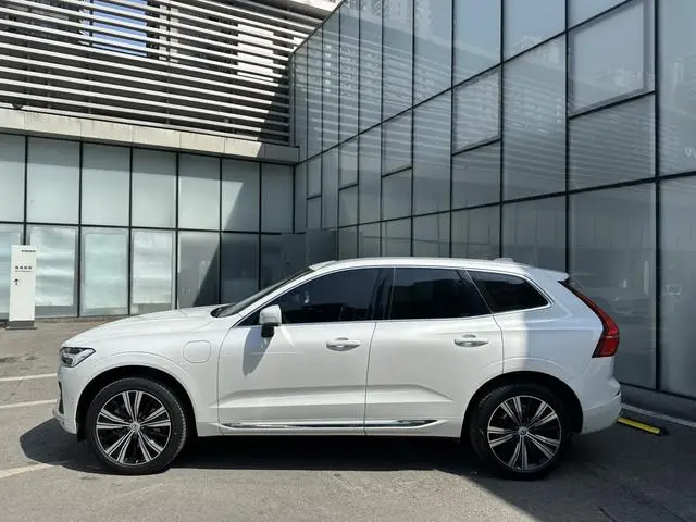 Volvo Volvo XC60 PHEV T8 four-wheel drive long battery life Zhiyuan Deluxe Edition