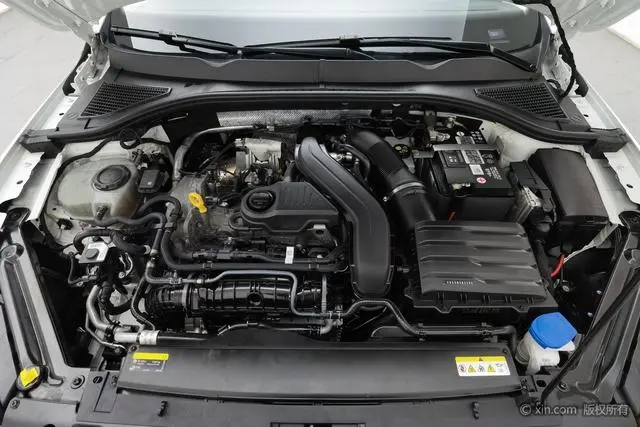 Volkswagen Bora 300TSI DSG Premium Edition