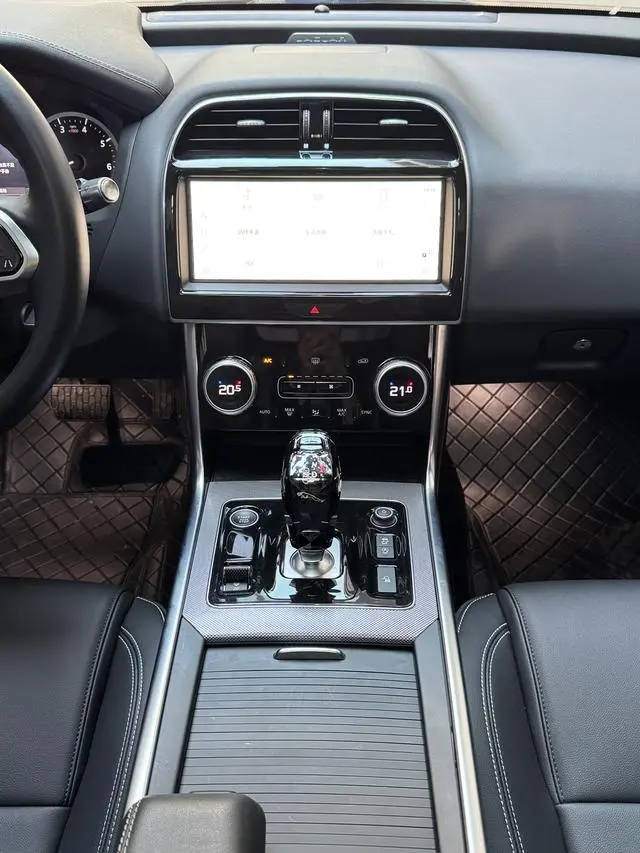 Jaguar Jaguar XEL 2.0T 200PS R-DYNAMIC Youth Sports Edition